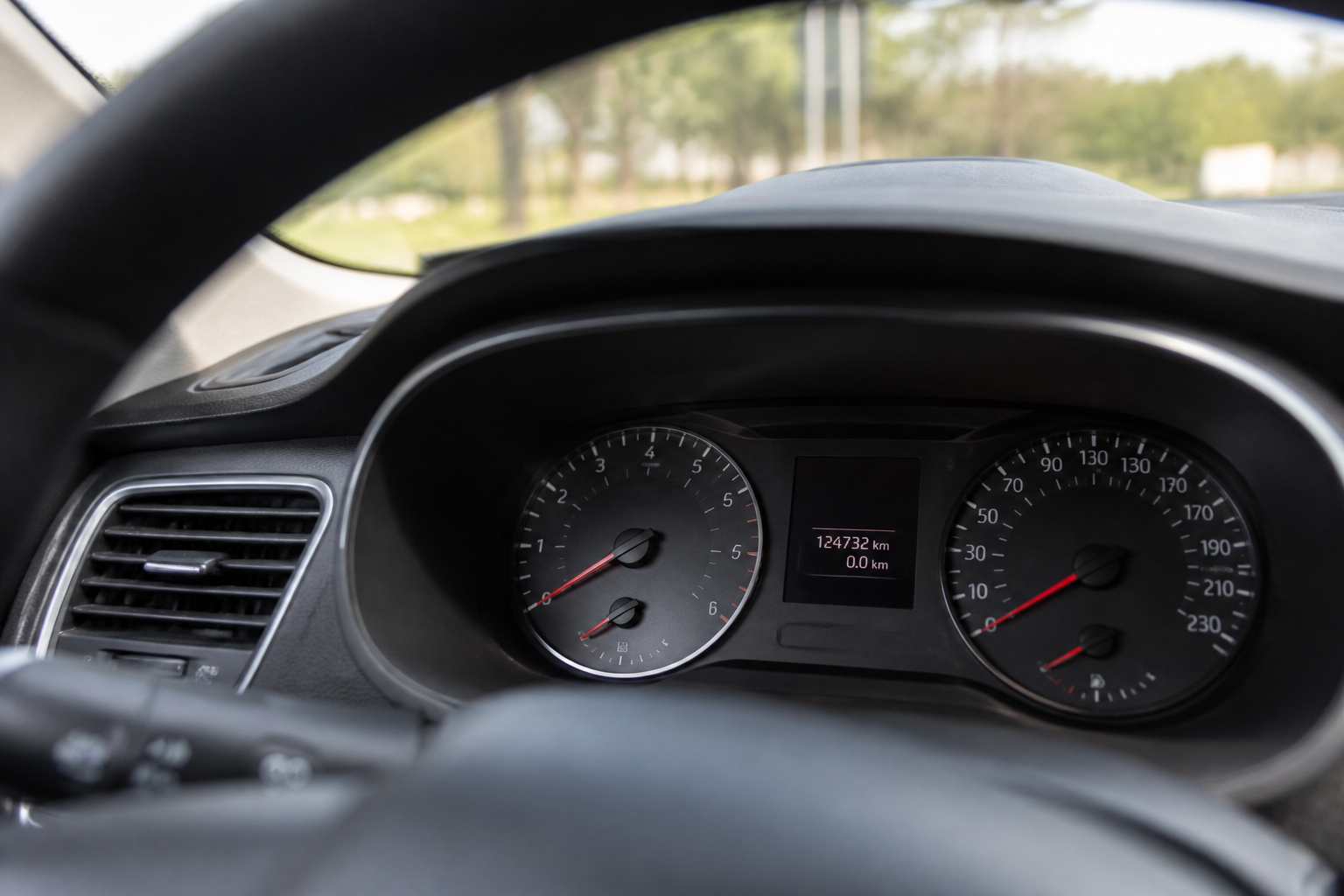 Tableau de bord d'une voiture d'occasion