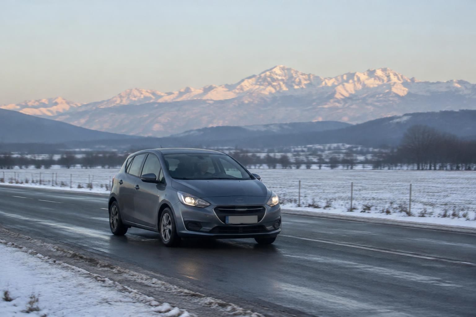 pneus hiver ou 4 saisons : découvrez comment choisir selon le climat de votre région, vos trajets et vos habitudes de conduite.